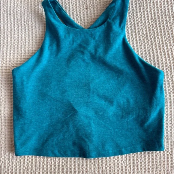 Beyond Yoga Focus Crop Racerback Performance Tank Size Medium Cali Blue - Picture 3 of 3